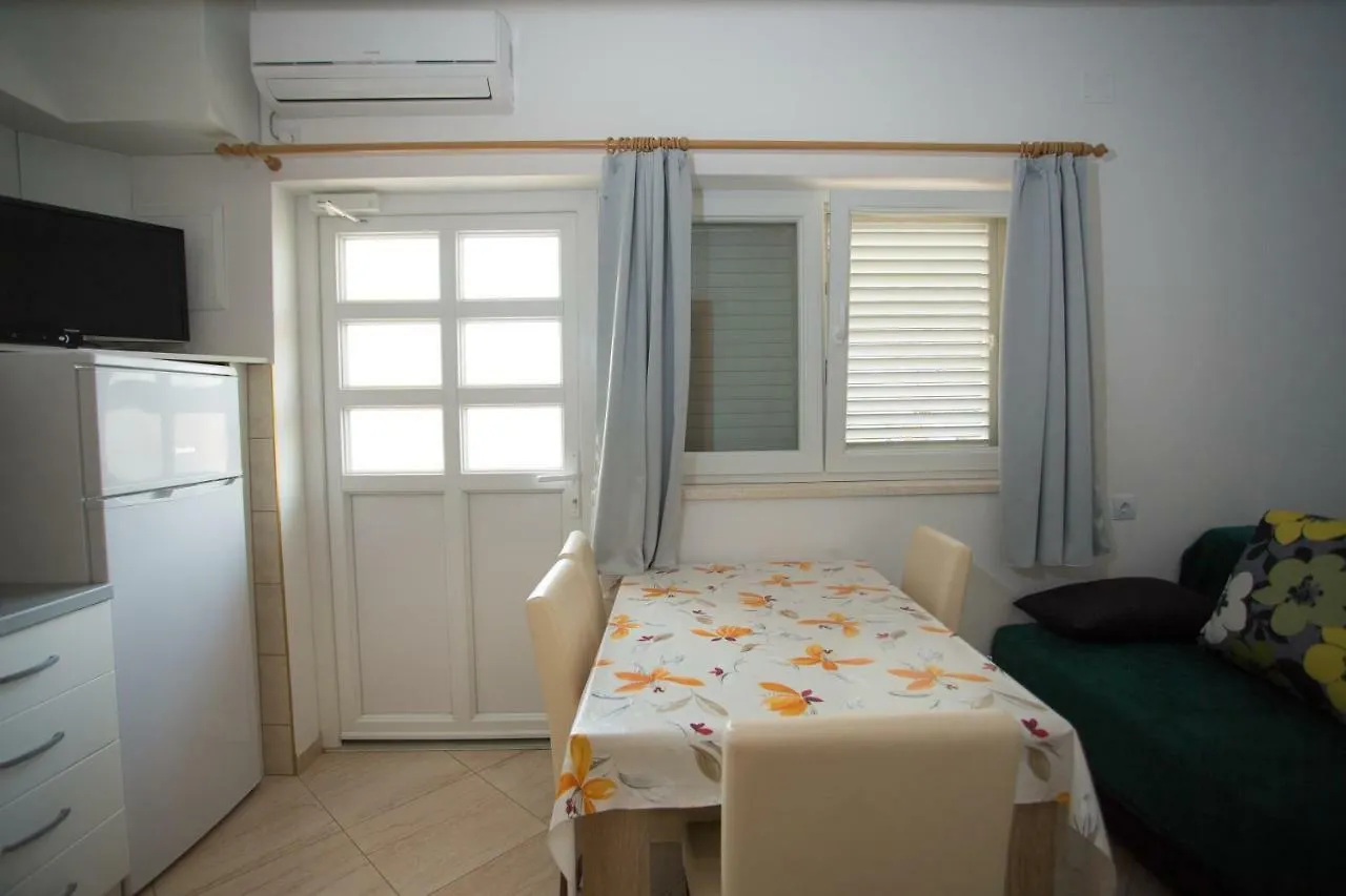 Apartment Ribica Kastela
