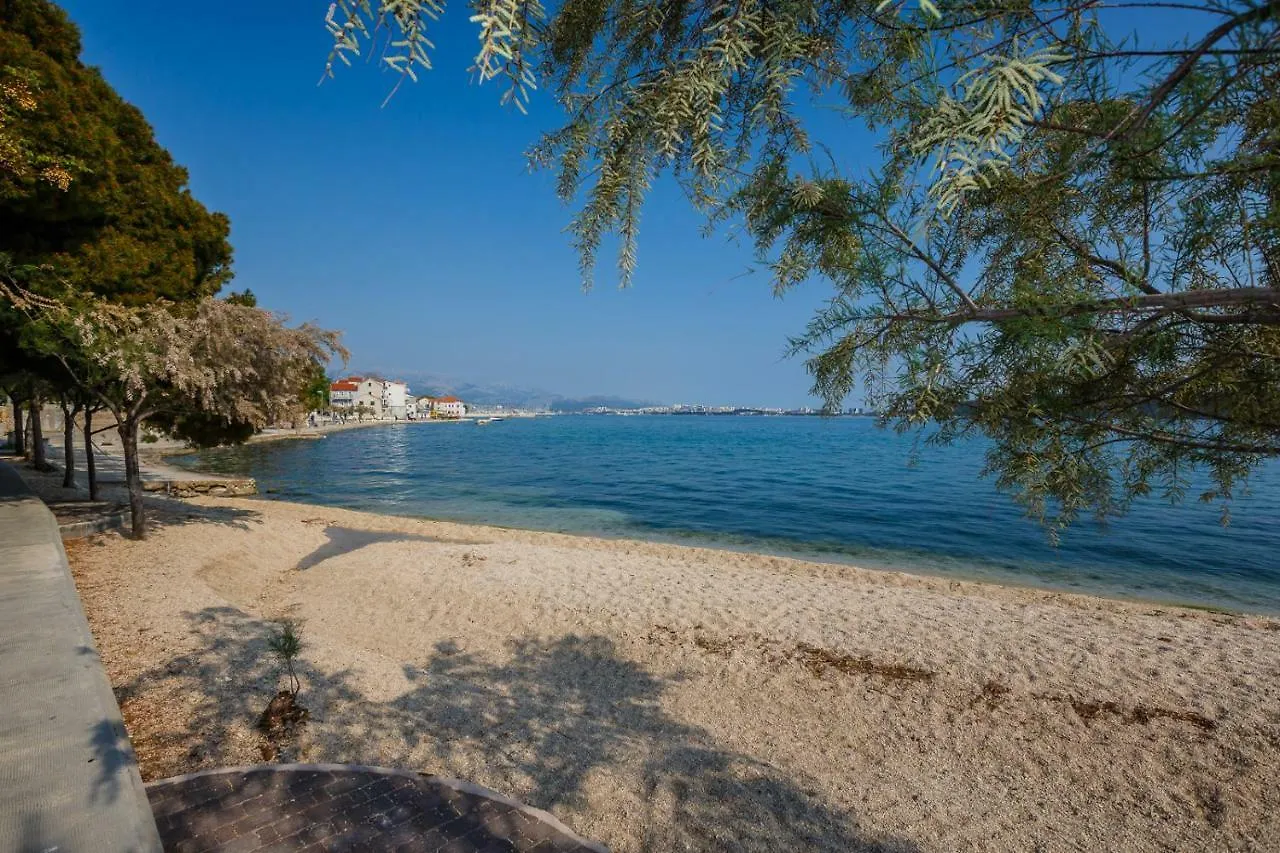 Apartment Ribica Kastela